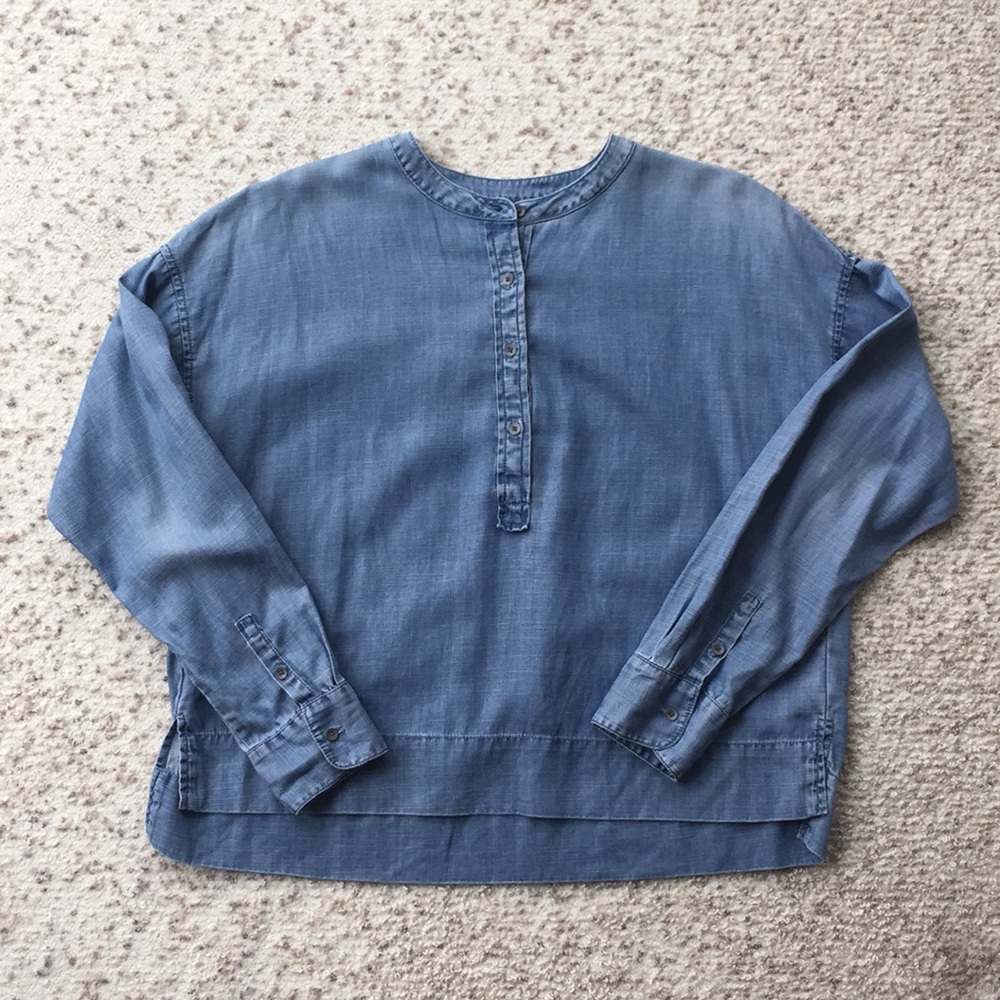 Lou & Grey chambray top